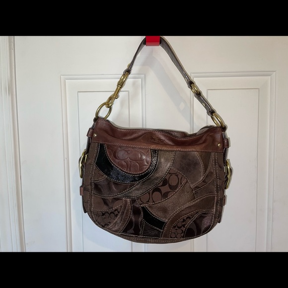 Coach purses - Picture 2 of 8